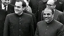 Former President of Pakistan Zia ul Haq and former PM of India Rajiv Gandhi