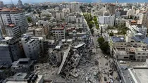 who reports of 1000 unidentified bodies under rubble in gaza