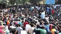 bhu students ends protest against molestation incident after assurance of demands acceptance
