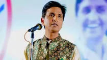 kumar vishwas convoy attack
