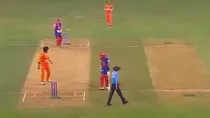 sreesanth vs gambhir legends league cricket stump mic recording