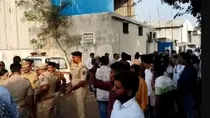 7 died in pune factory fire