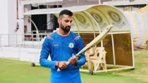 rajasthan royals picked shubham dubey for 5.60 crores says could not afford cricket kit