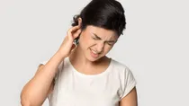 why do you suffer from earache in winter and how to treat it
