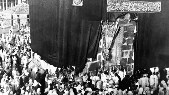 Picture released on November 1948 of Muslim pilgrims on Hajj, gathering around the Sacred Mosque Masjid al-Haram, at the holy city of Mecca. AFP