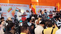 Congress protest at Jantar Mantar Karnataka CM Siddaramaiah Kerala CM P Vijayan
