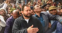  bihar nda government floor test rjd mlas to stay at tejashwi yadavs house