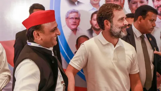 Rahul gandhi, Akhilesh yadav, Lok Sabha 