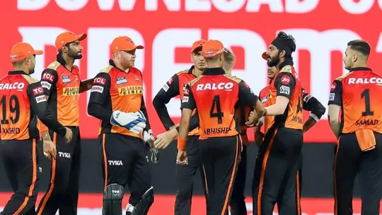 sunrisers hyderabad new captain pat cummins aiden markam ipl chennai superkings 