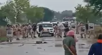 20 cops injured as protesting farmers clash with district police in Buxar’s Chausa
