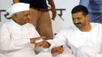 Anna Hazare with Arvind Kejriwal