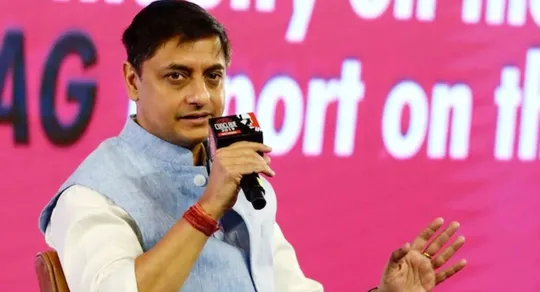 indian economist and popular historian sanjeev sanyal on upsc exams young indians wasting time