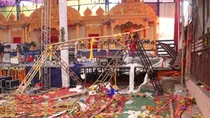 kalkaji temple stage collapsed 