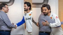 kl rahul sanjeev goenka dinner photo viral social media asks for apology