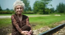 alice munro author nobel prize winner