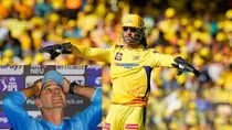Justin Langer, MS Dhoni