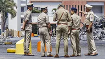 IAS daughter suicide Mumbai