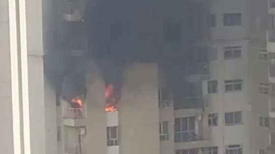 noida society fire due to ac short circuit high rise building rise in ac blast cases