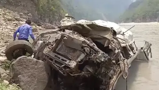 uttarakhand rudraprayag accident tempo rishikesh 