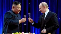 vladimir putin and kim jong un