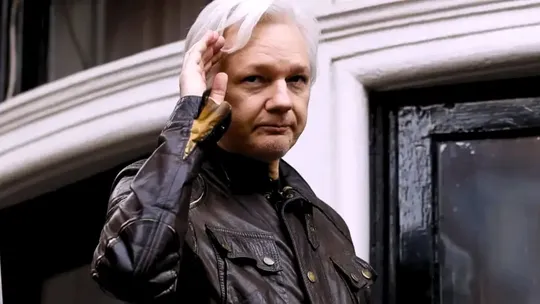 julian assange free from british jail