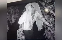 MASKED THIEF (CCTV FFOTAGE)