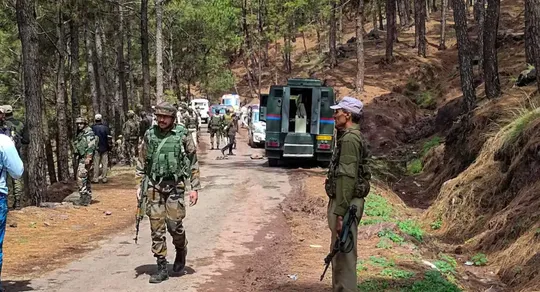 indian army search operation in kulgam one army soldier martyred 