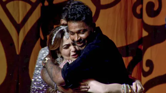 Hardik Pandya with Mumbai Indians owner Nita Ambani 