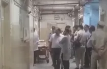 Police at GTB hospital (photo-screengrab/ANI)