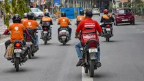 zomato and swiggy raised platform fee online food order to cost more