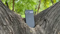 Google Pixel 8a Priced at Rs 52,999, it doesn't qualify as a budget phone. However, if you catch it on sale for around Rs 40,000, it would be a great investment.