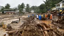 kerala wayanad landslide updates 300 dead many injured missing army rescue operation victims