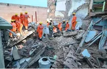 house collapsed kashi vishwnath corridor ndrf rescue operation