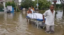 heavy rains in north india bihar ministers bungalow drown patna rain