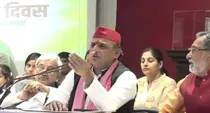 lucknow akhilesh yadav pawan yadav gomti nagar incident