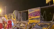 bus carrying Shiite pilgrims from Pakistan to Iraq crashed in central Iran