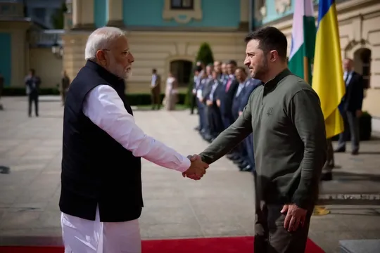 india balancig act not praised by ukraine zelenskyy says pm modi can hold peace summit