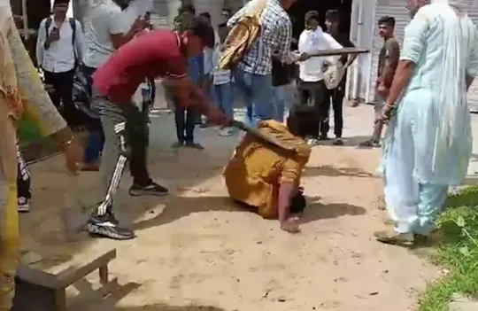 cow vigilantes beating labourer