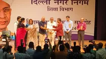 Teachers salaries should be more than IAS officers says ex education minister Manish Sisodia in Delhi
