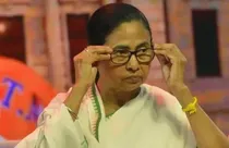 Mamata Banerjee reaches out to protesting junior doctors for fifth and final time (PTI)