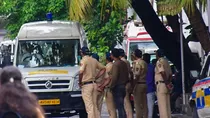 Badlapur encounter akshay shinde Bombay high court raises question on encounter 
