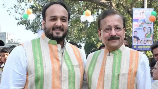 Zeeshan Siddique with his father Baba Siddique