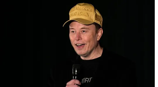 Elon Musk Offers 1 Million Dollar Daily Prize for Signing Petition US Presidential Elections