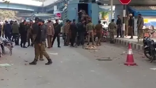 grenade attack in srinagar