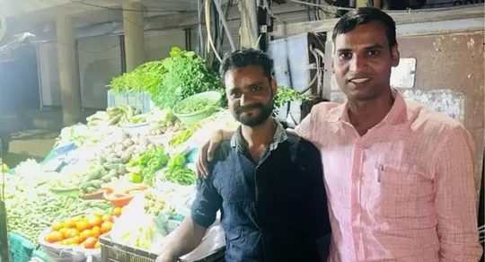 dsp santosh patel meet his 14 year old friend selling vegetables viral video 