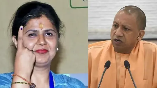 bjp leader pankaja munde distance herself from yogi adityanath slogan batenge to katenge