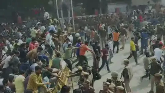 uppsc student protest prayagraj up ro pro exam