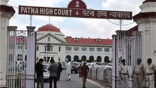 patna high court pulls up bihar government over liquor law