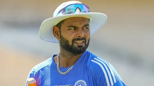 IPL 2025 Auction rishabh pant sold to lsg most expensive in ipl history