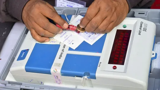 Supreme Court Says No To Paper Ballots dismissing petition seeking to go back to ballot paper